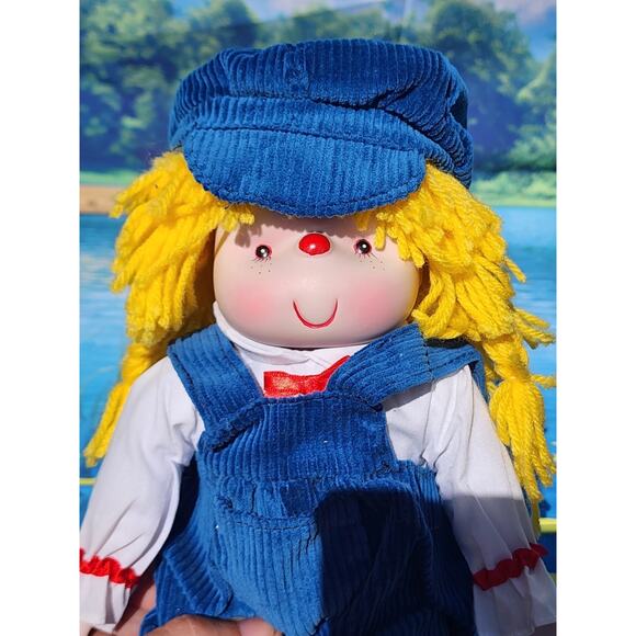 Vintage 80's Yellow Ice Cream Komfy Kid Girl Doll Astra Trading Taiwan Porcelain - Picture 4 of 4